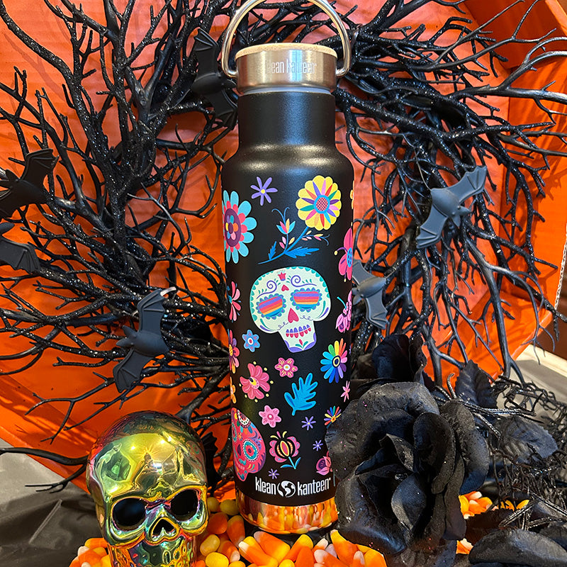 Limited Edition 20 oz Classic Insulated Water Bottle with Bamboo Cap - Skulls